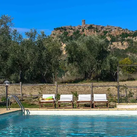 I Calanchi Di Civita Villa *