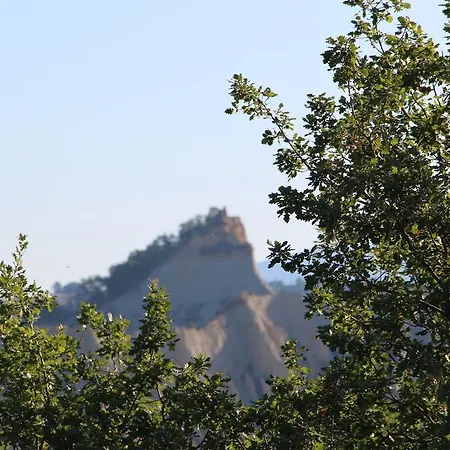I Calanchi Di Civita