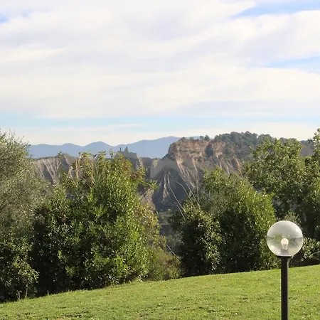 Villa I Calanchi Di Civita